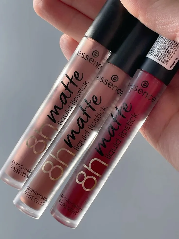Essence matte lipstick 8h 